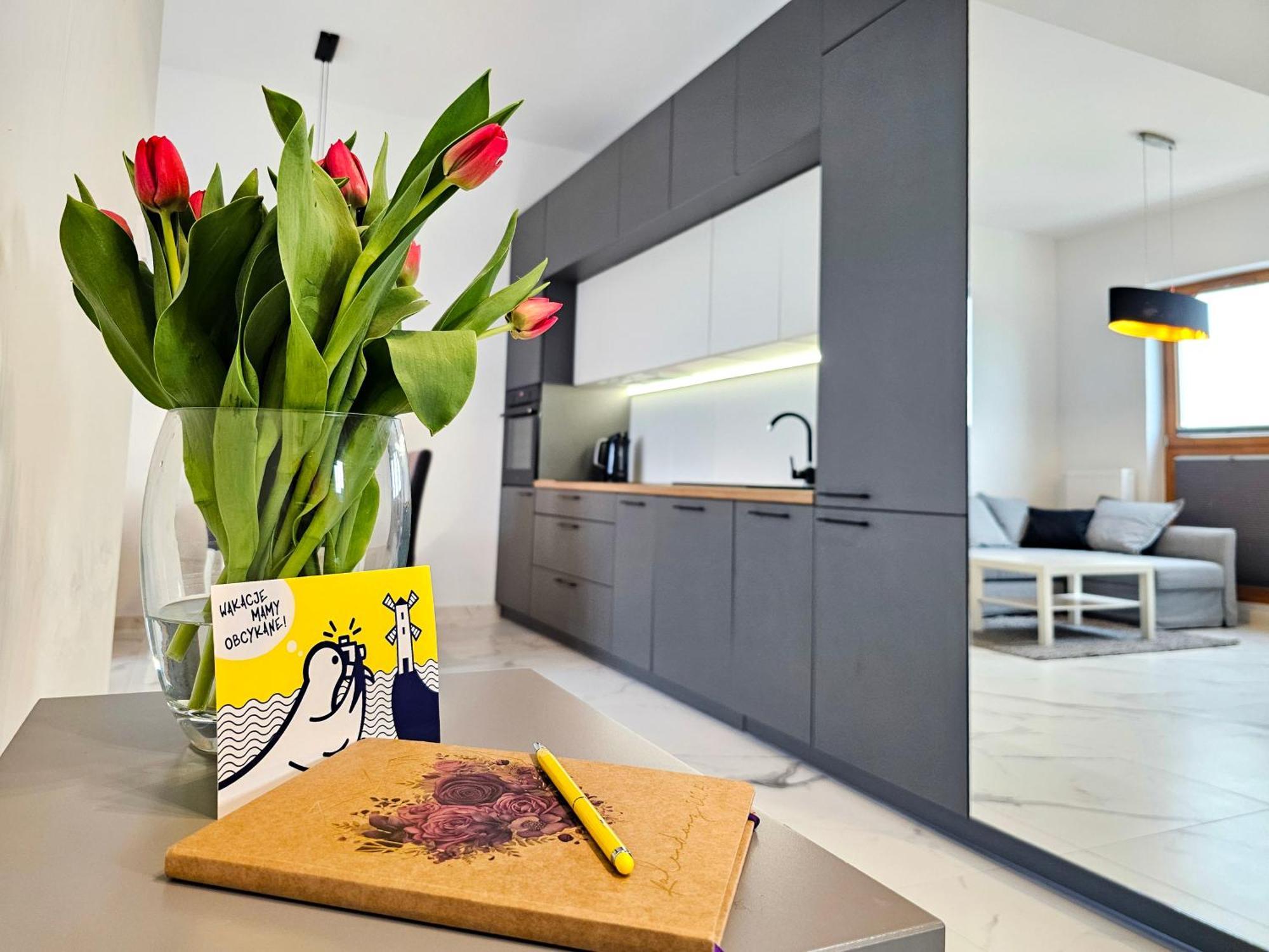 슈비노우이스쳬 Visit Baltic - Platan Tower Grey 아파트 외부 사진